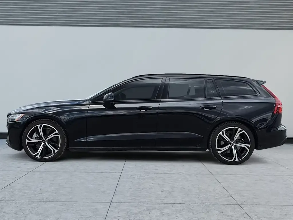 Volvo V60 2023 photo 3