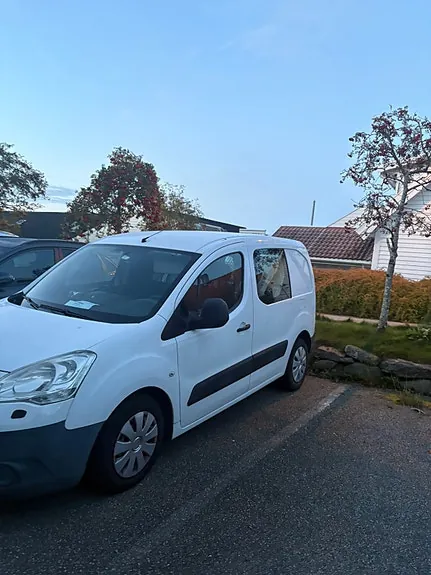 Citroen Berlingo 2010 photo 3