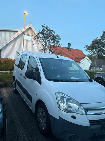Citroen Berlingo 2010 photo 4