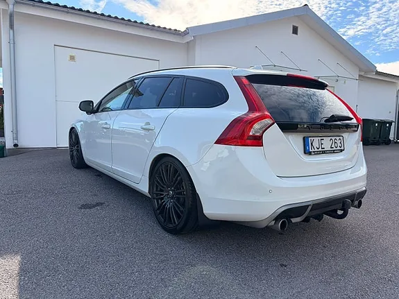 Volvo V60 2013 photo 4
