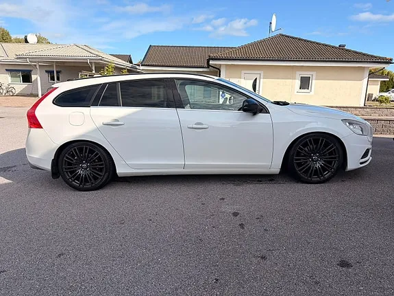 Volvo V60 2013 photo 5