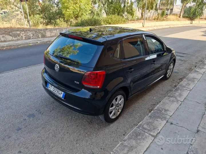 Volkswagen Polo 2010 photo 4
