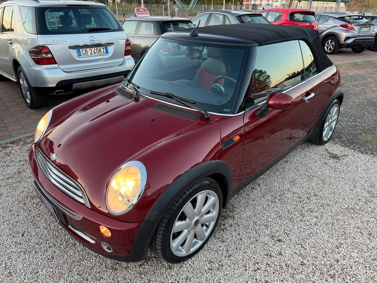 Mini Cabrio 2009 photo 2