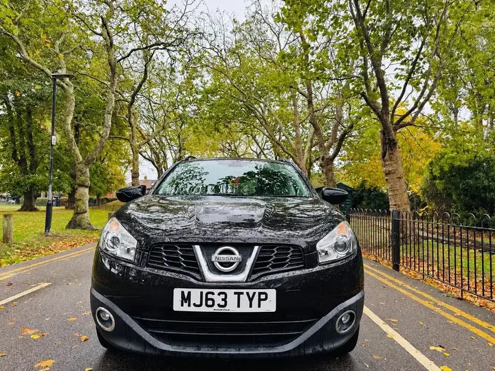 Nissan Qashqai 2013 photo 2