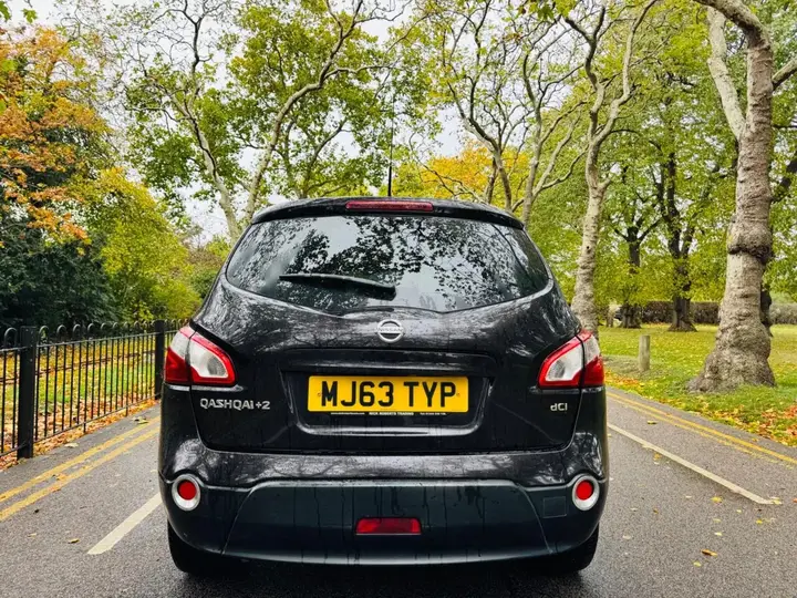 Nissan Qashqai 2013 photo 4