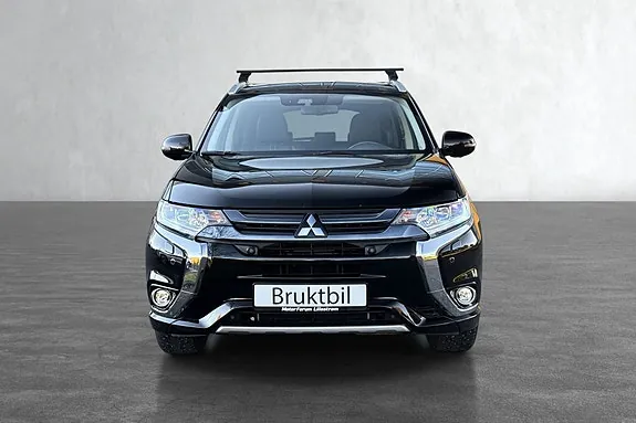 Mitsubishi Outlander 2017 photo 2