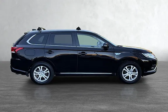 Mitsubishi Outlander 2017 photo 4