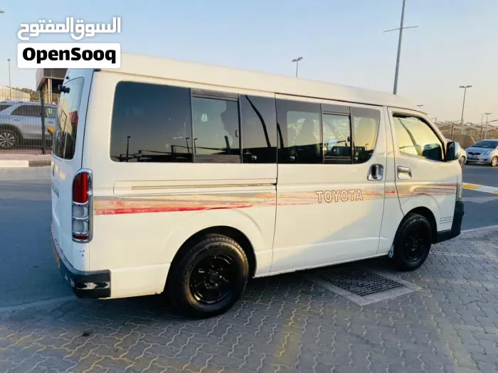 Toyota Hiace Gls 2012 photo 4