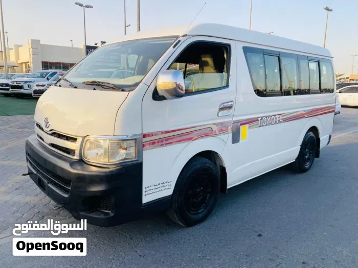 Toyota Hiace Gls 2012 photo 3