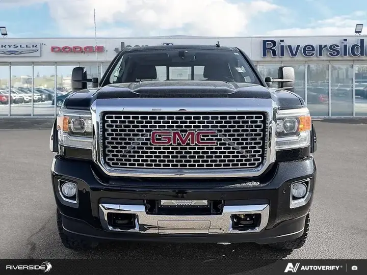 GMC Sierra 2500Hd 2015 photo 2