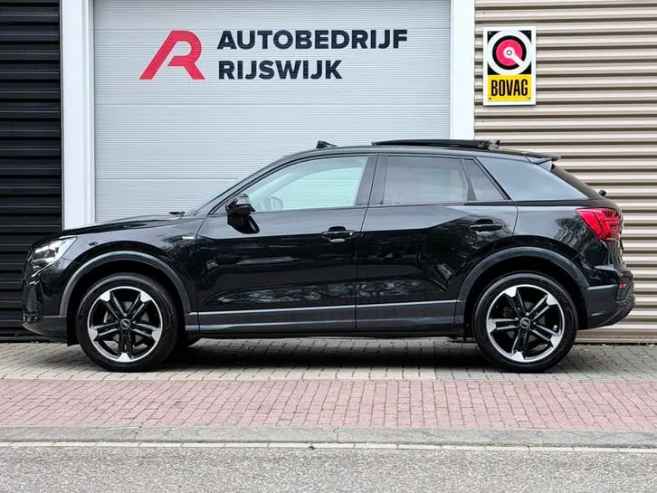 Audi Q2 2023 photo 2