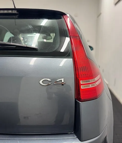 Citroen C4 2008 photo 4
