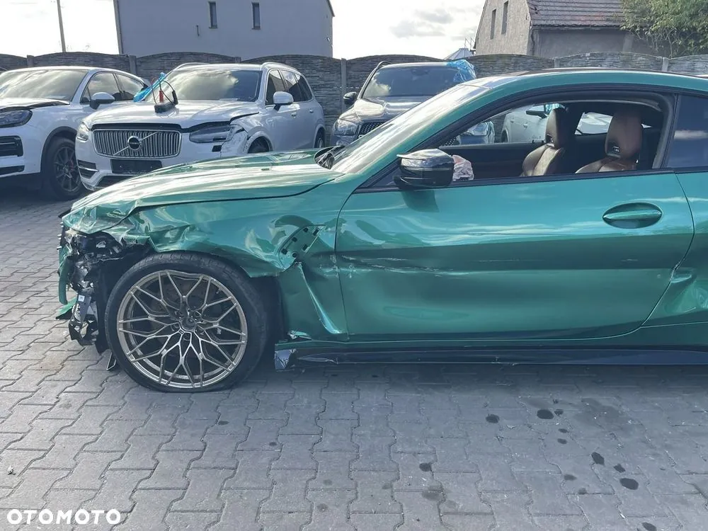 BMW M4 2024 photo 5