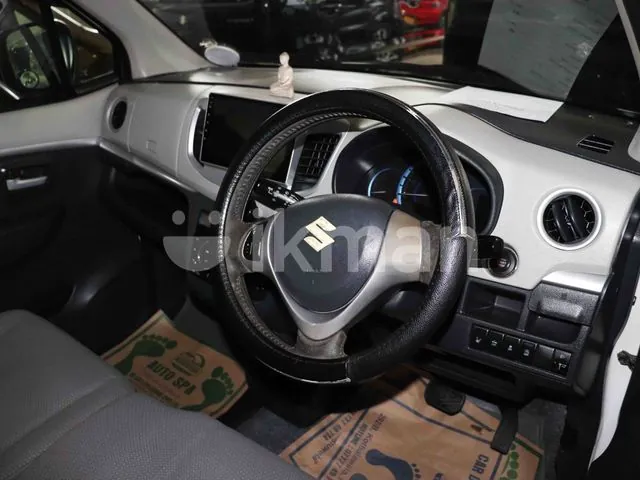 Suzuki Wagon R 2014 photo 2