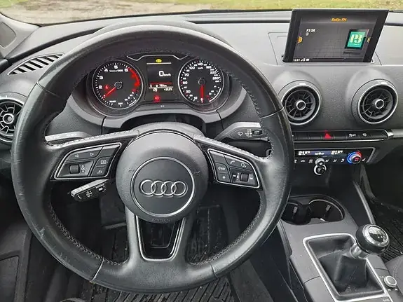 Audi A3 2019 photo 3