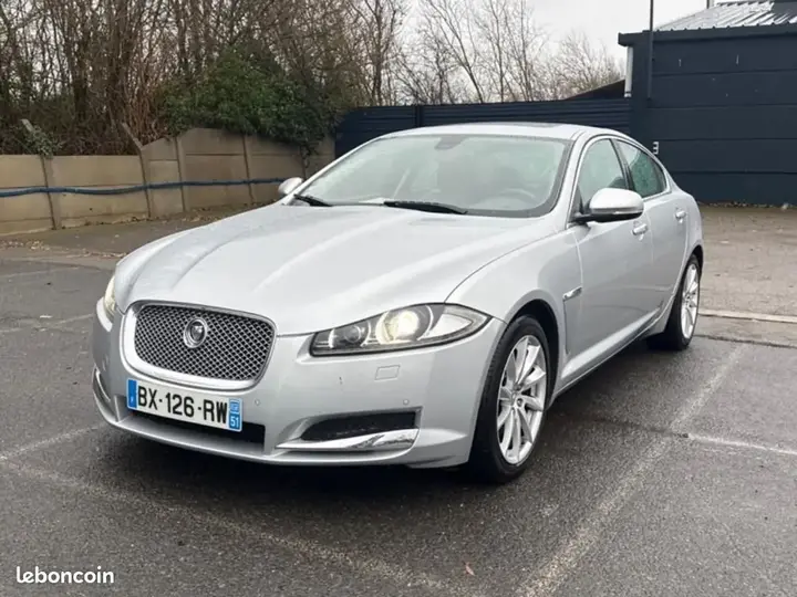 Jaguar Xf
