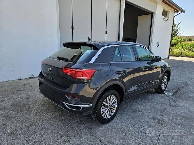 Volkswagen T-Roc 2021 photo 4