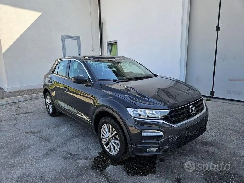 Volkswagen T-Roc 2021 photo 3
