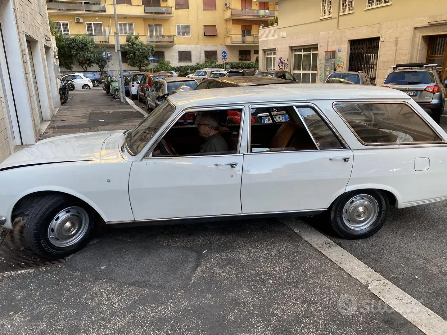 Peugeot 504