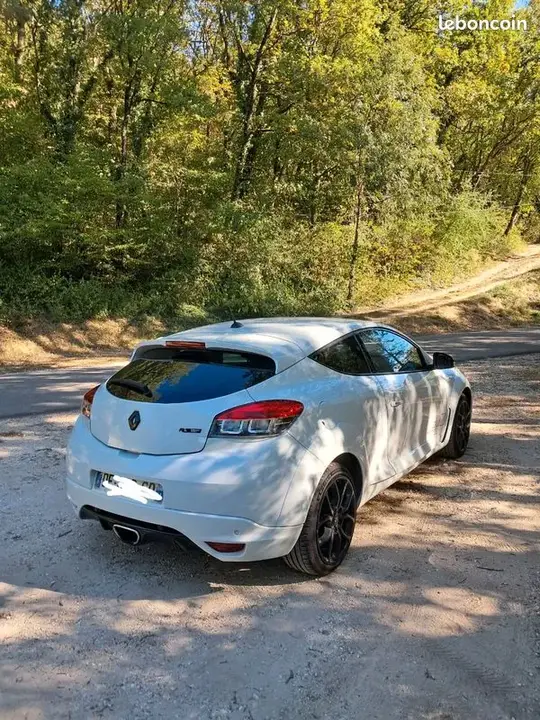 Renault Megane 2014 photo 3