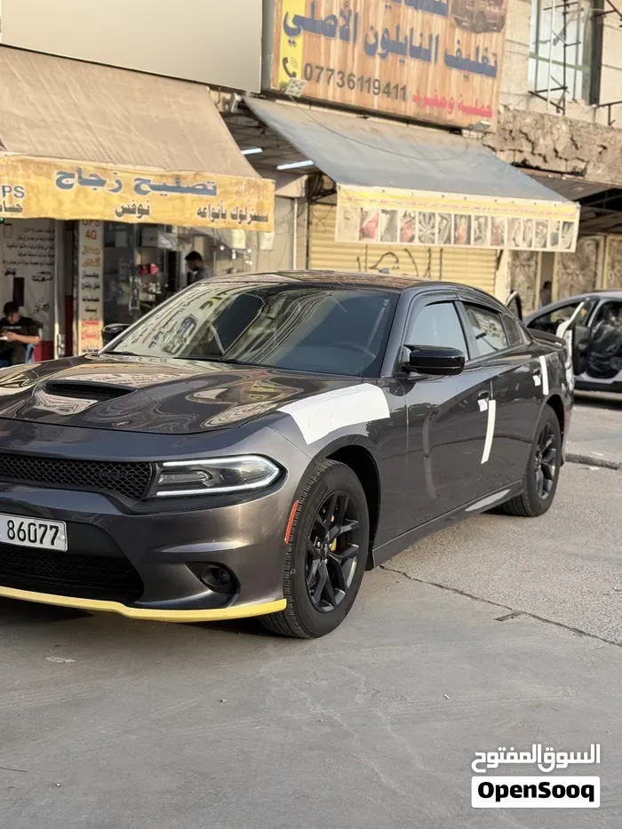 Dodge Charger 2022 photo 2