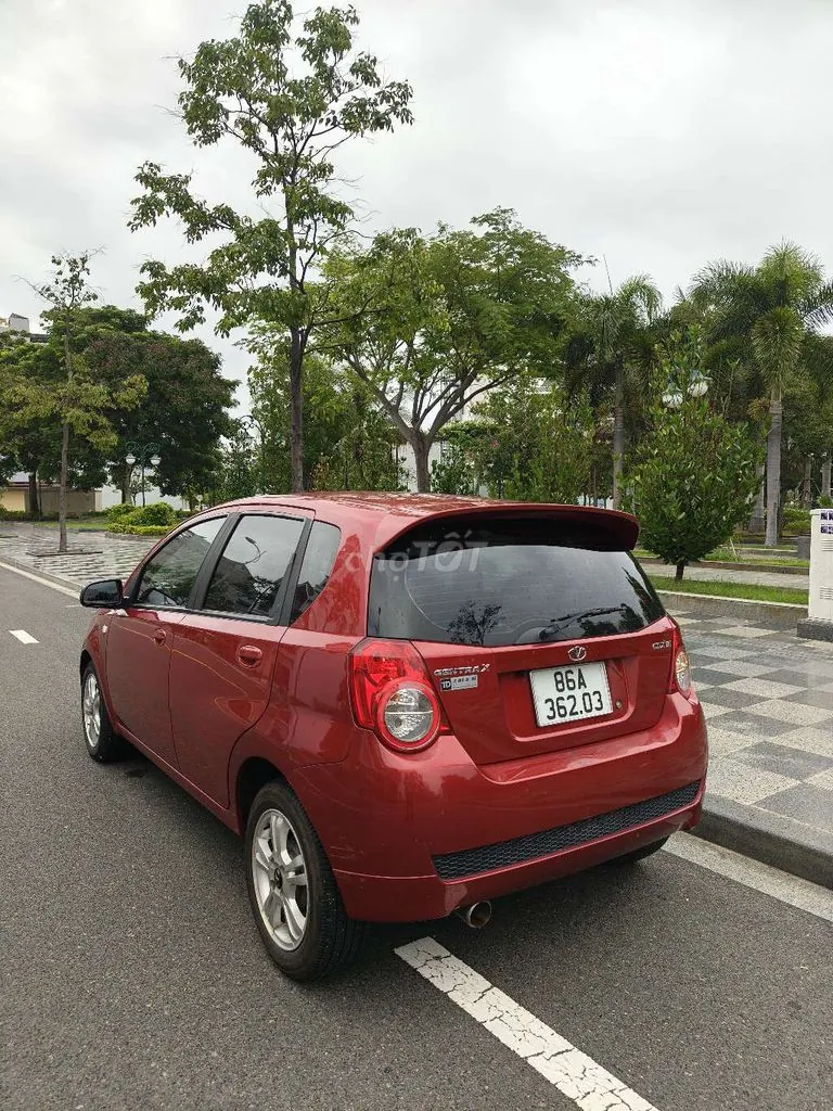 Daewoo Gentra X 2009 photo 2