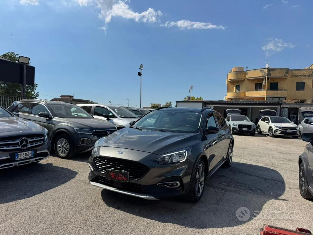 Ford Focus 2020 photo 2