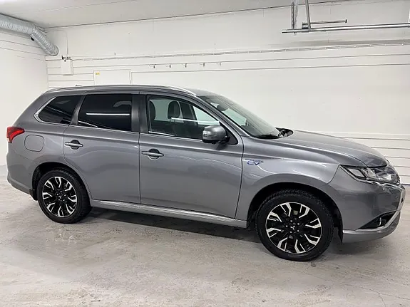 Mitsubishi Outlander 2018 photo 3
