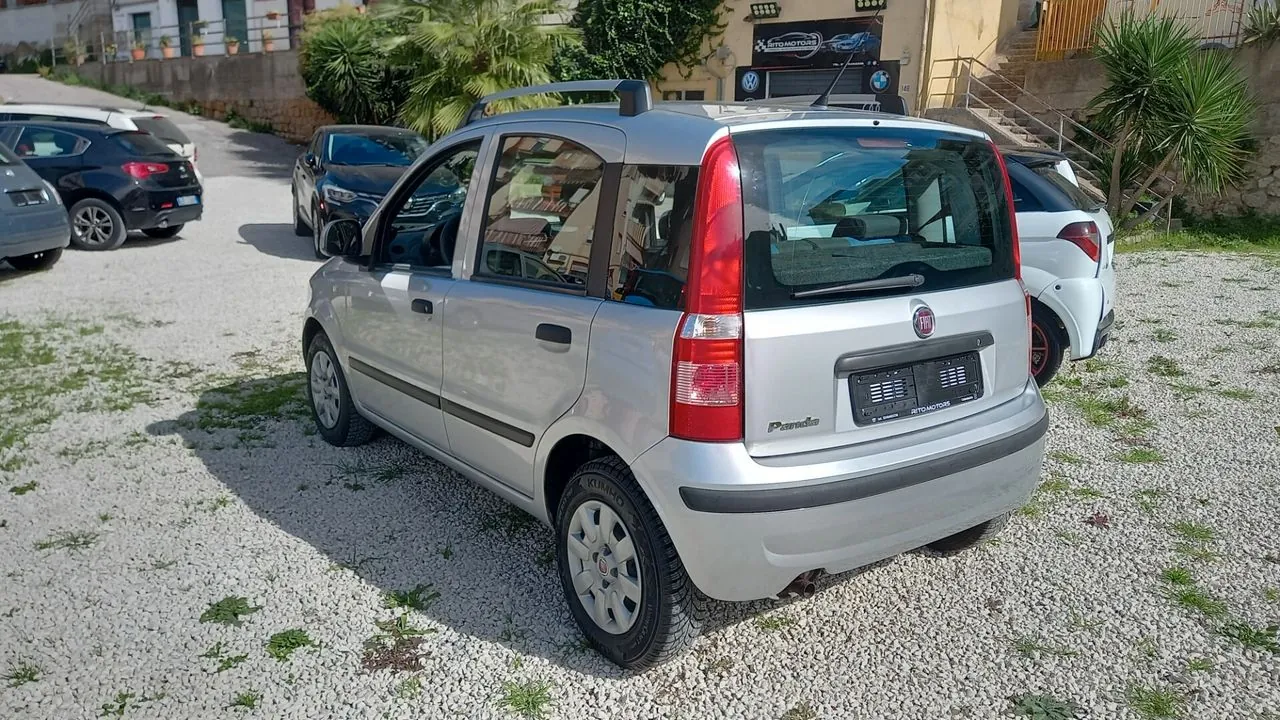 Fiat Panda 2011 photo 3