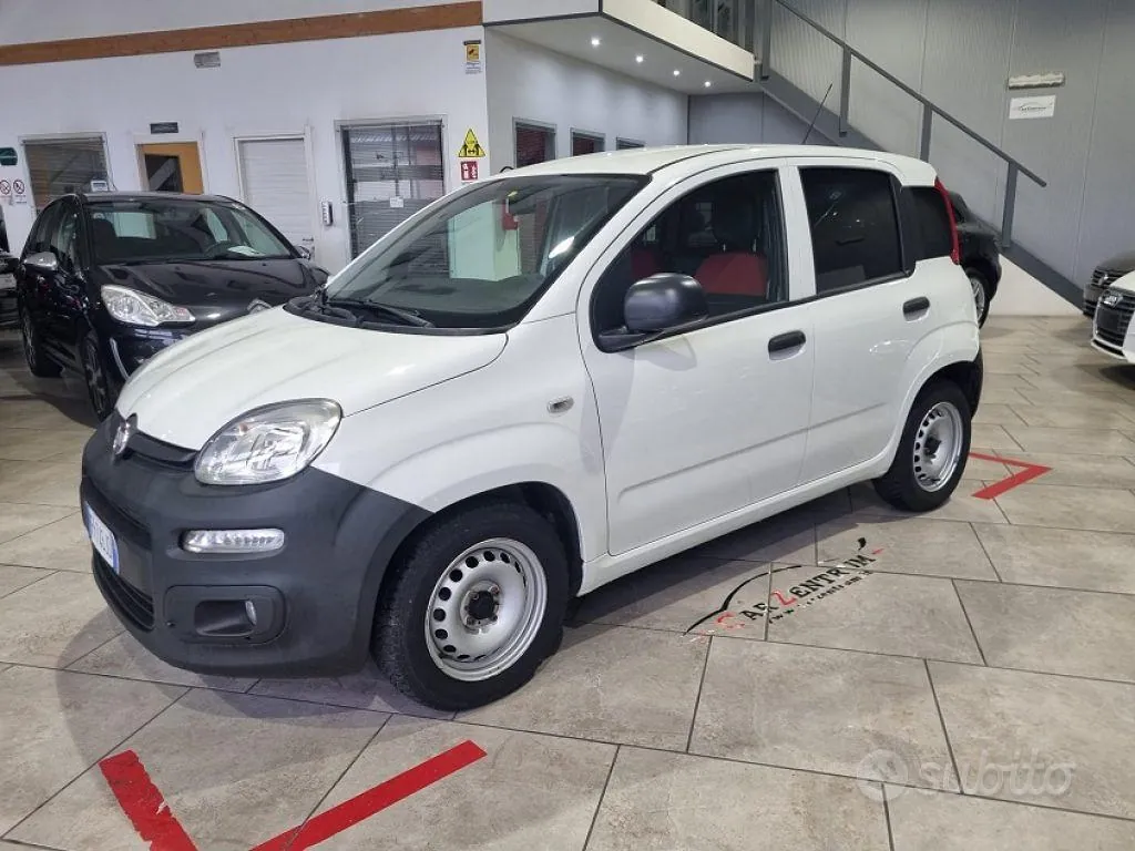 Fiat Panda 2018 photo 2