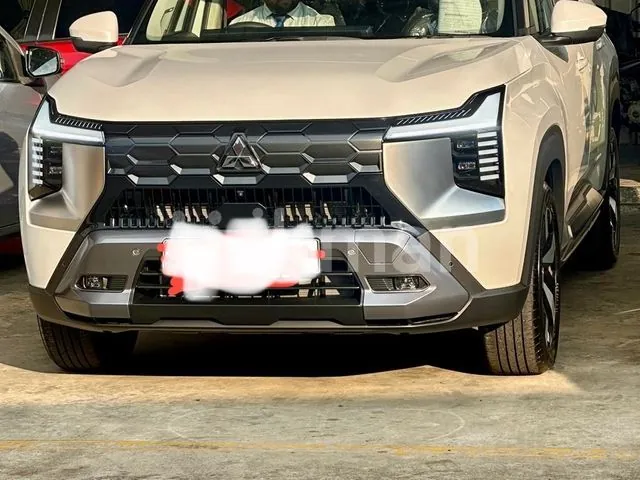 Mitsubishi Destinator