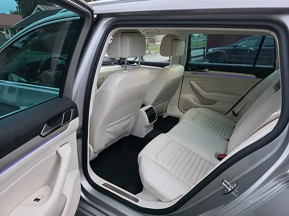 Volkswagen Passat 2016 photo 4