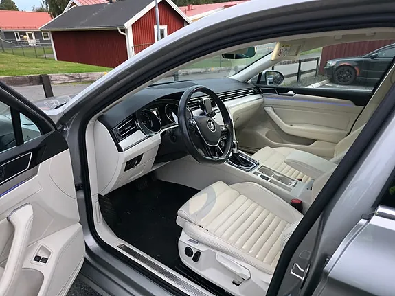 Volkswagen Passat 2016 photo 5