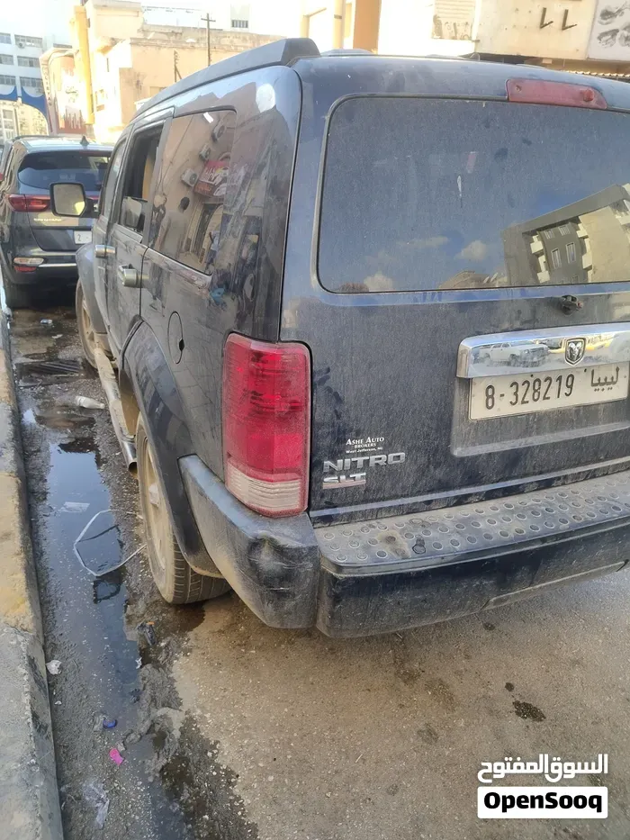 Dodge Nitro 2010 photo 3