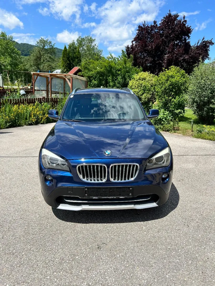 BMW X1 2010 photo 2