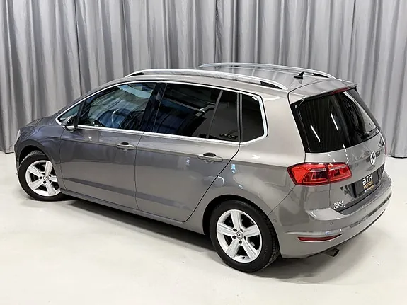 Volkswagen Golf Sportsvan 2015 photo 4