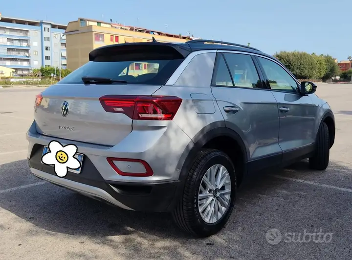 Volkswagen T-Roc 2023 photo 5