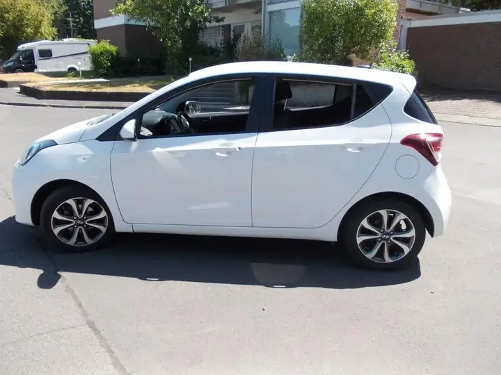 Hyundai I10