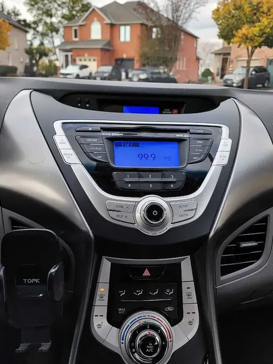 Hyundai Elantra 2012 photo 5