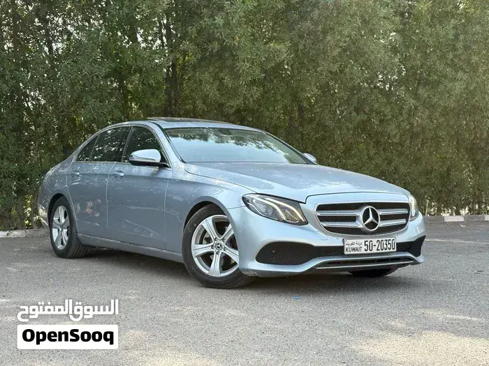 Mercedes-Benz E 200