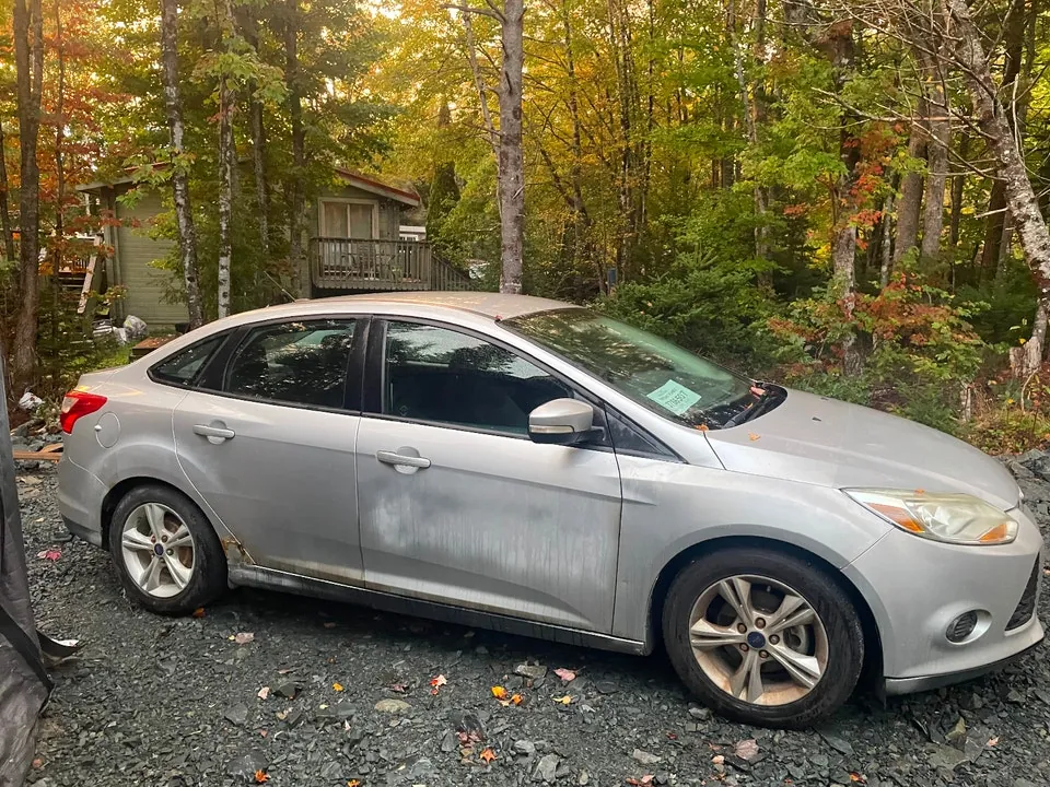 Ford Focus 2014 photo 2