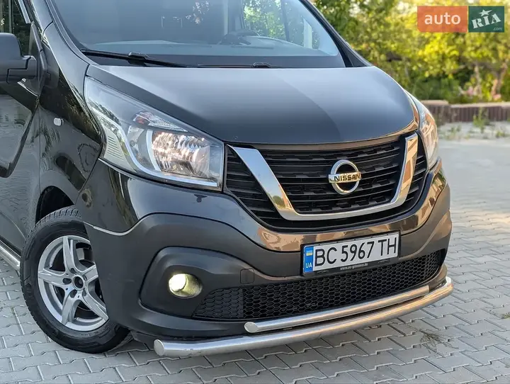 Nissan Nv300 2017 photo 5