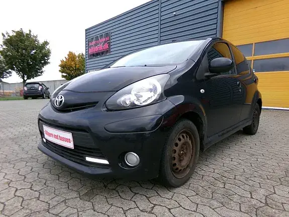Toyota Aygo 2013 photo 3