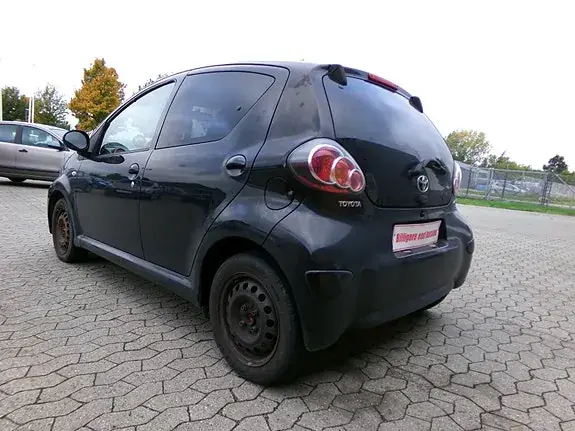 Toyota Aygo 2013 photo 4