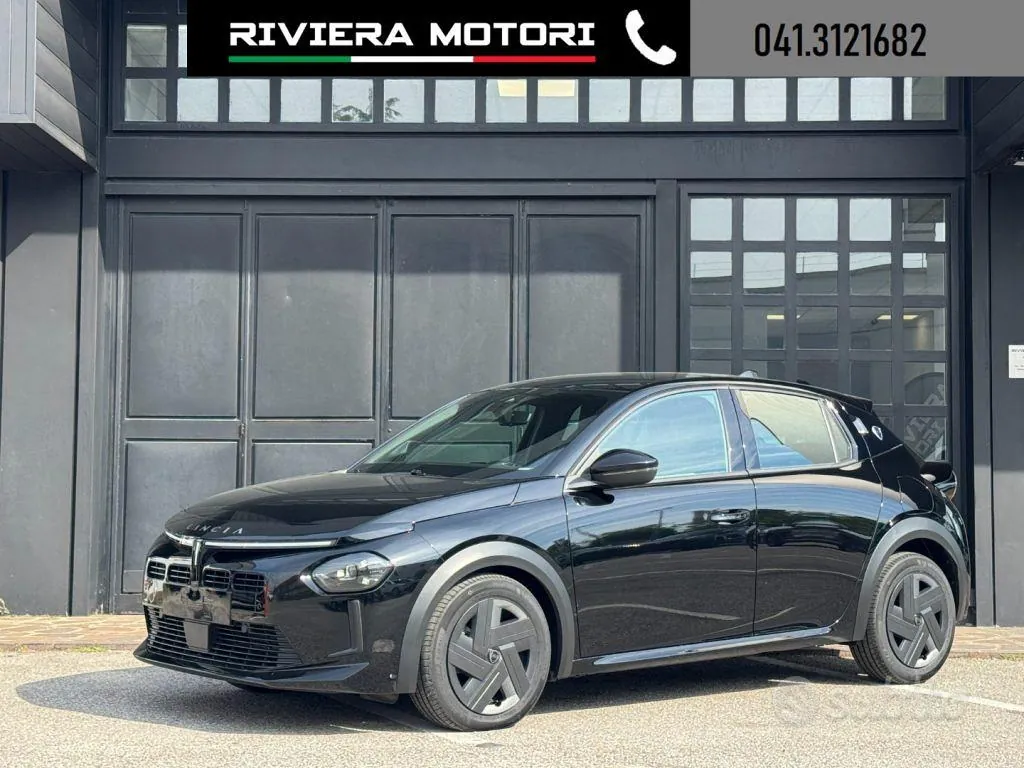 Lancia Ypsilon