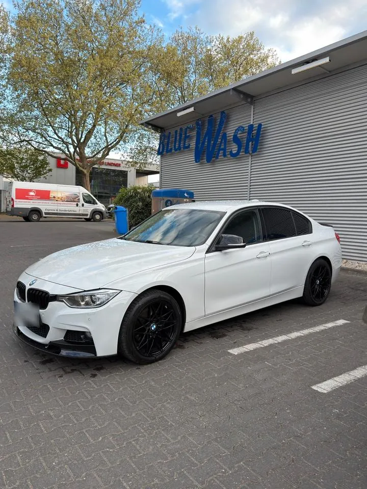 BMW 320D