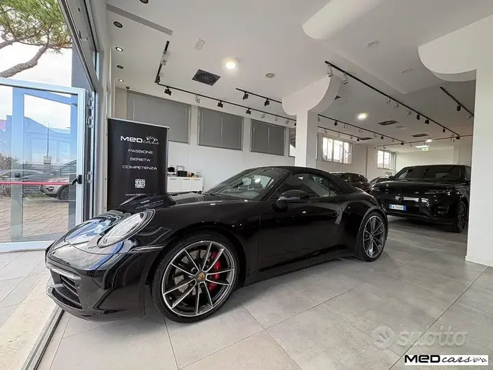 Porsche 911 2022 photo 4