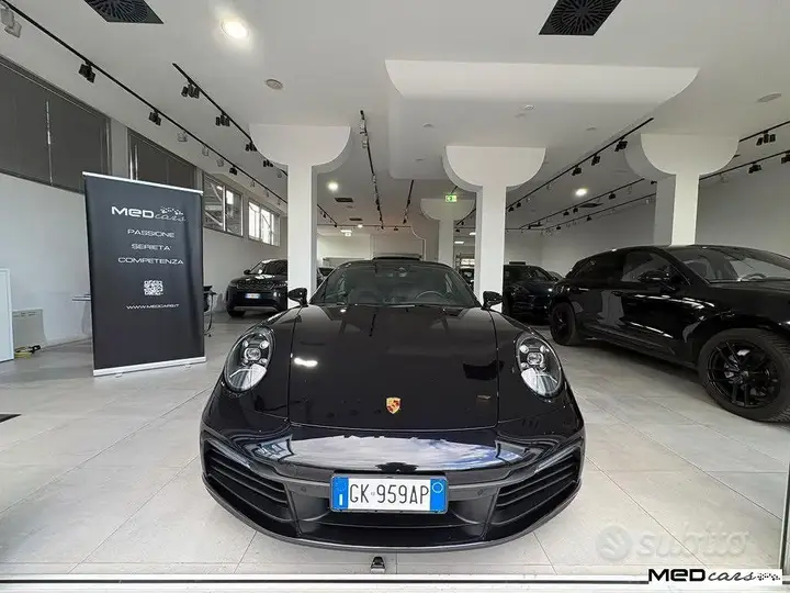 Porsche 911 2022 photo 5
