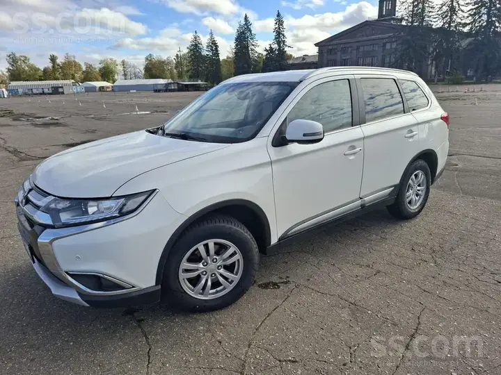 Mitsubishi Outlander 2016 photo 5