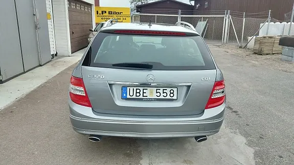 Mercedes-Benz C320 2008 photo 4